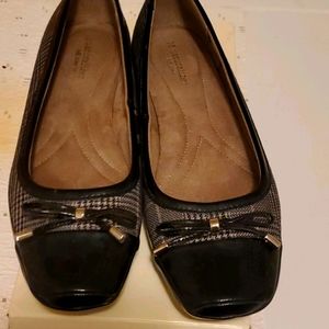 Naturalizer Woman shoe (no box)